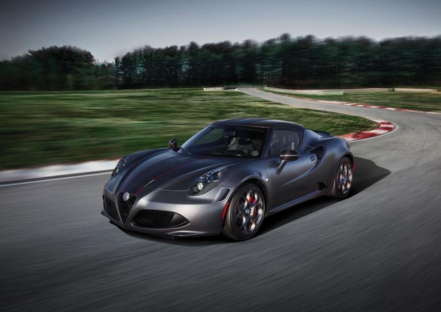  Alfa Romeo 4C Competizione (960) 2018 года  (фото 1 из 4)